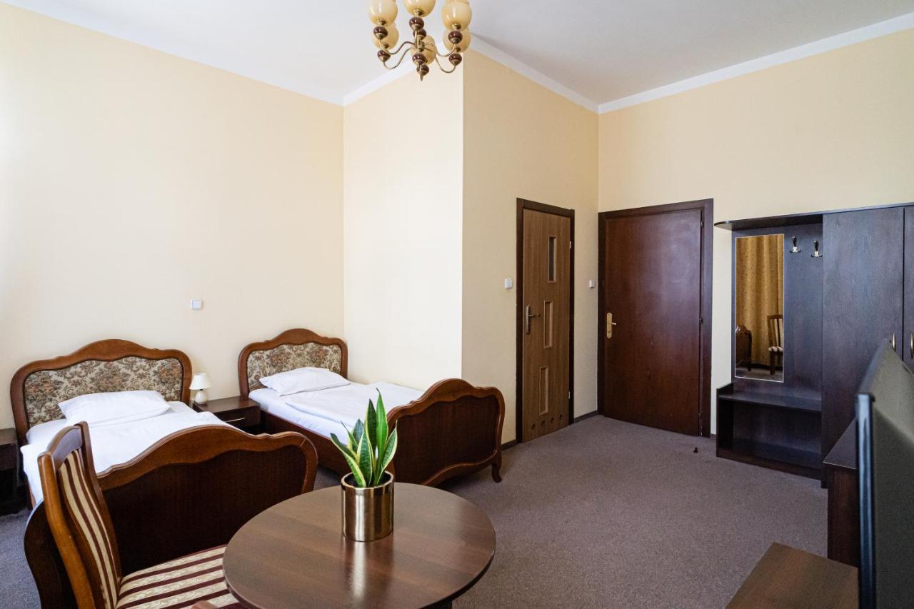 Hotel Polonia Torun Exterior foto